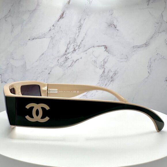 New CHANEL Sunglasses - Picture 4 of 16